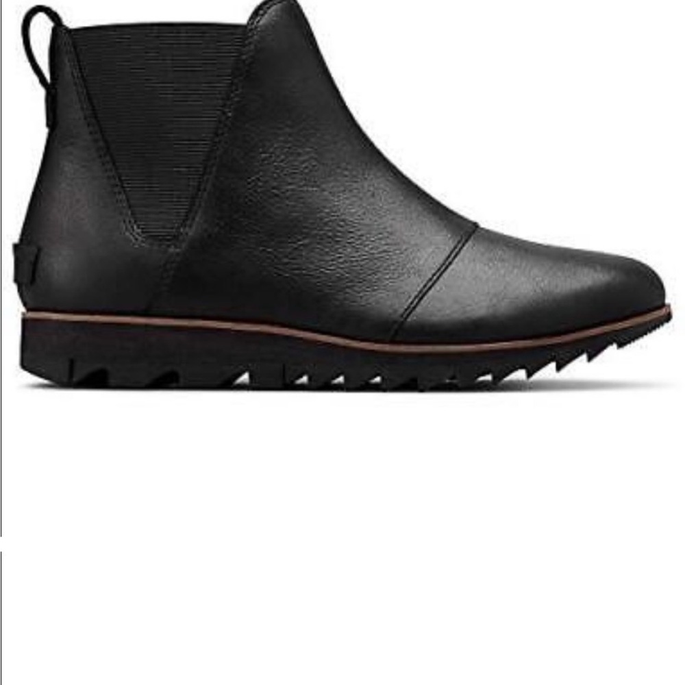 Women’s Sorel Harlow Chelsea booties- Black 9